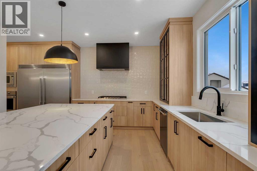 138 North Bridges Garden, Langdon, Alberta  T0J 1X3 - Photo 9 - A2282165