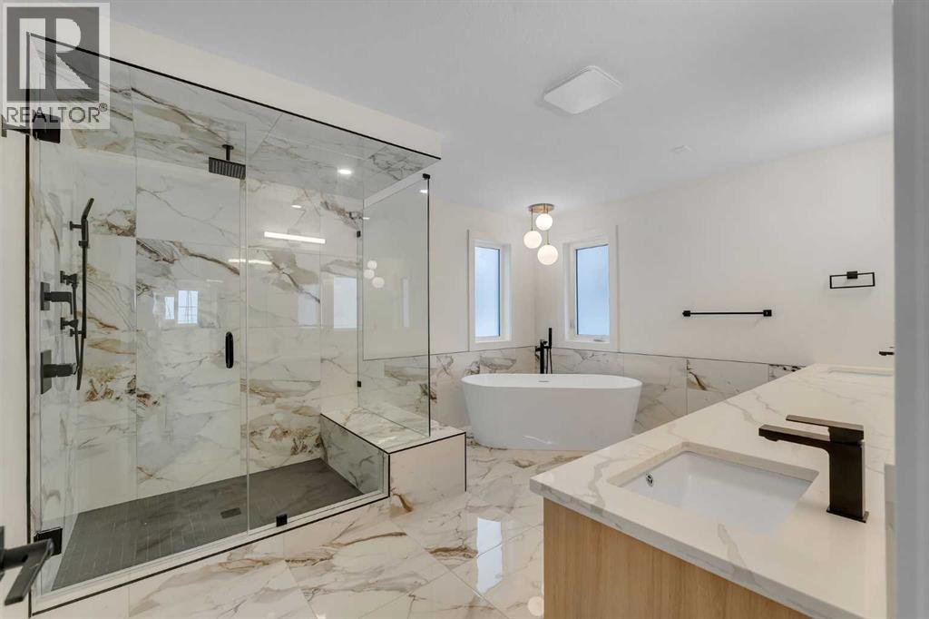 138 North Bridges Garden, Langdon, Alberta  T0J 1X3 - Photo 16 - A2282165