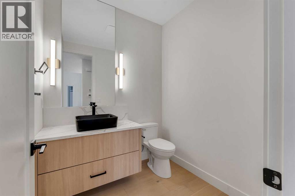 138 North Bridges Garden, Langdon, Alberta  T0J 1X3 - Photo 12 - A2282165