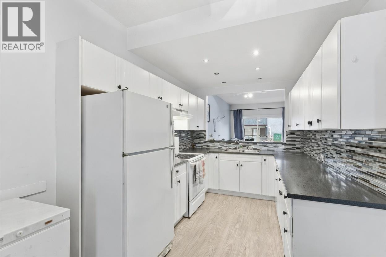 4800 Heritage Drive Unit# 11, Vernon, British Columbia  V1T 7V4 - Photo 4 - 10376047