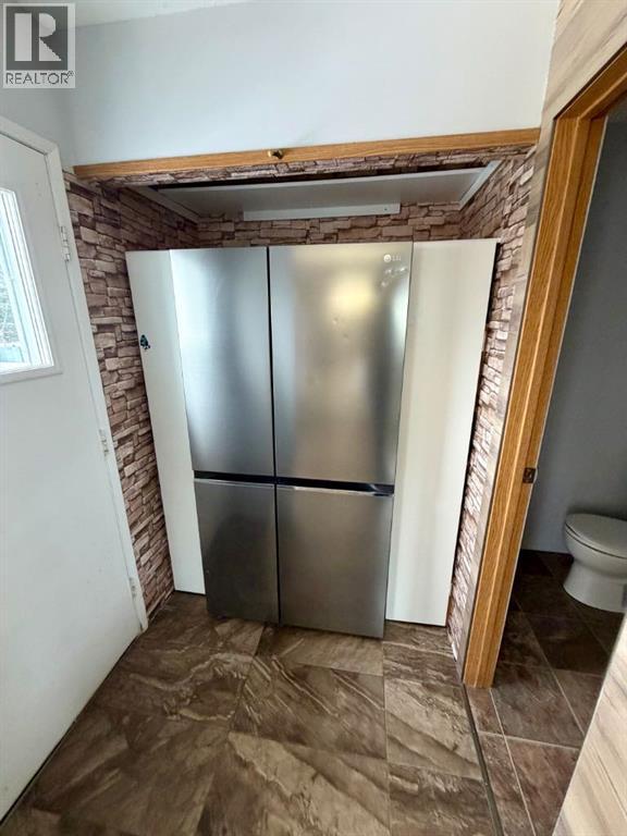 79 Greenham Drive, Red Deer, Alberta  T2P 3J9 - Photo 7 - A2291686