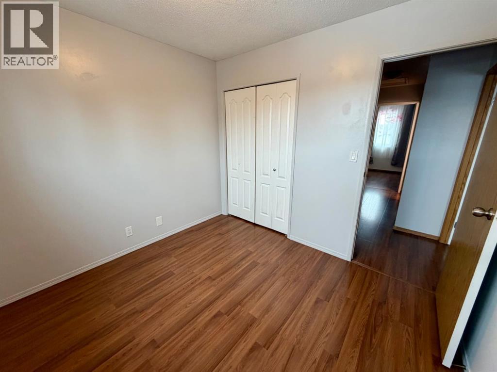 79 Greenham Drive, Red Deer, Alberta  T2P 3J9 - Photo 11 - A2291686