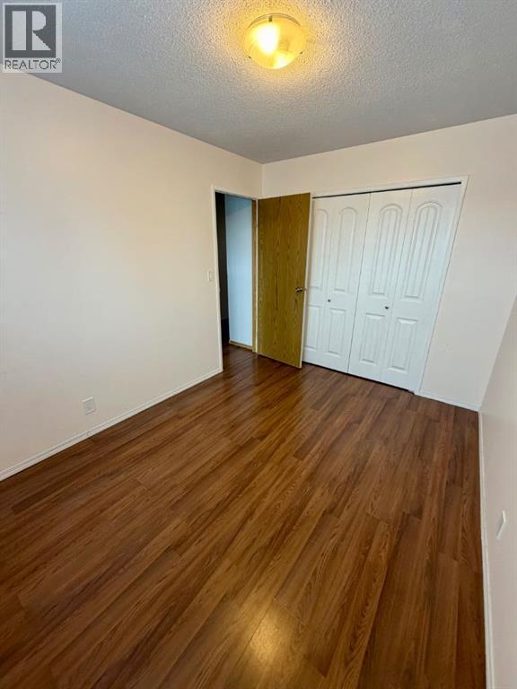 79 Greenham Drive, Red Deer, Alberta  T2P 3J9 - Photo 13 - A2291686