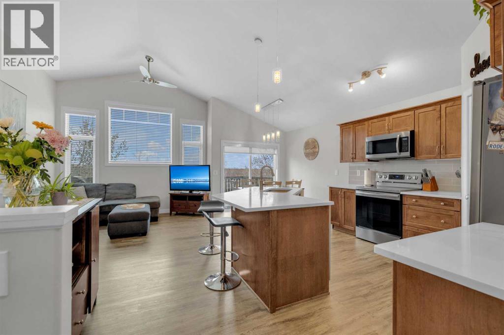 156 Wiley Crescent, Red Deer, Alberta  T4N 7G7 - Photo 5 - A2282977