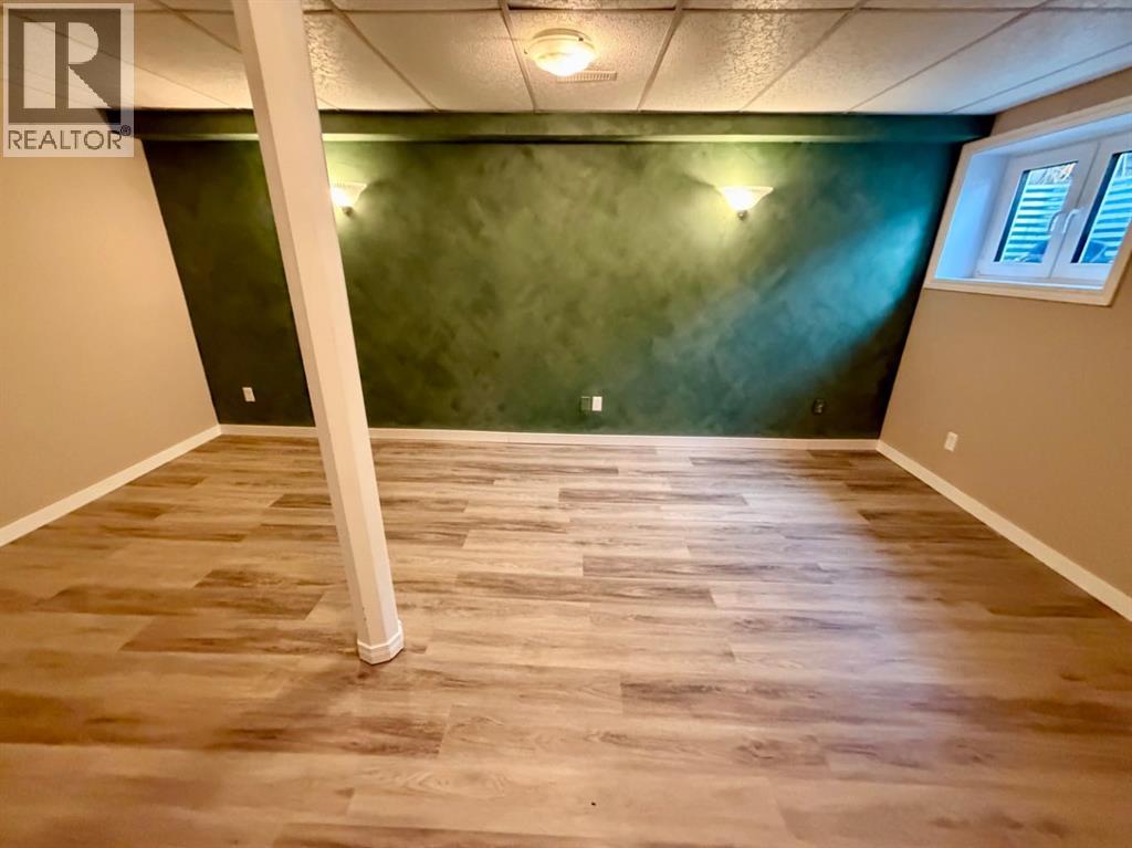 79 Greenham Drive, Red Deer, Alberta  T2P 3J9 - Photo 16 - A2291686