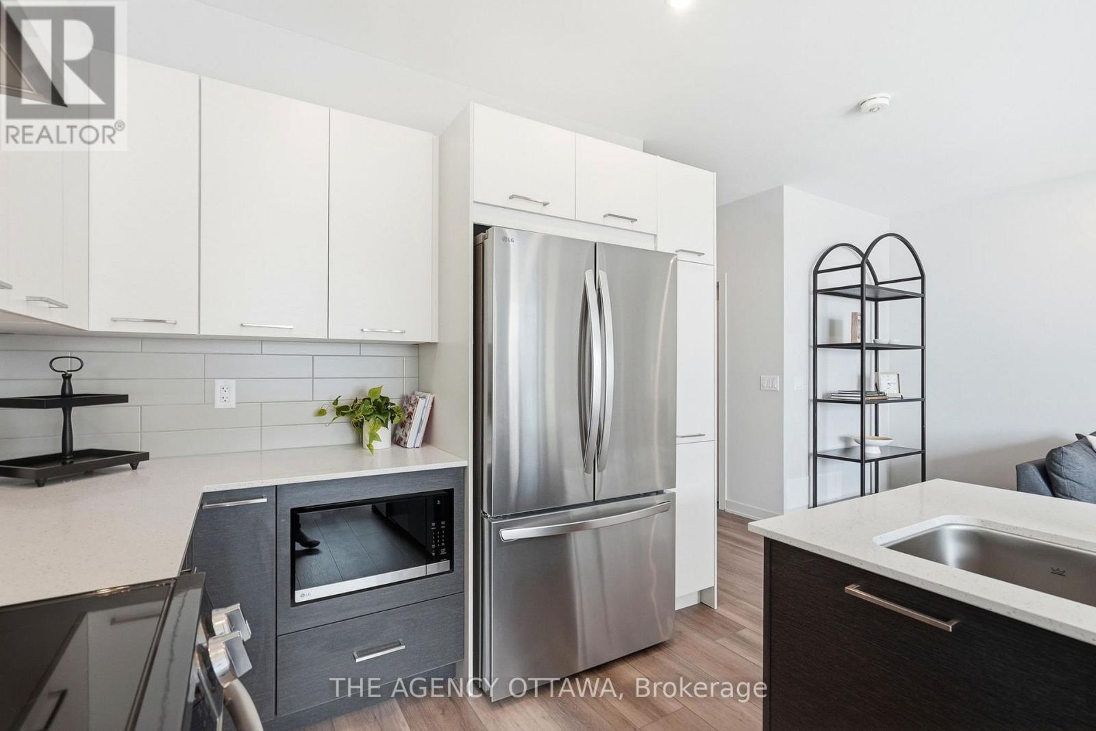 3059 Showcase Crescent, Ottawa, Ontario  K4M 1B2 - Photo 9 - X12866670