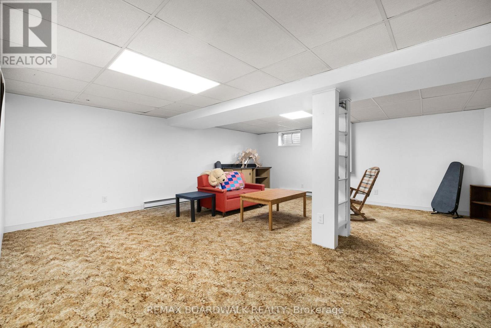 12 Selye Crescent, Ottawa, Ontario  K2K 1C9 - Photo 35 - X12656566