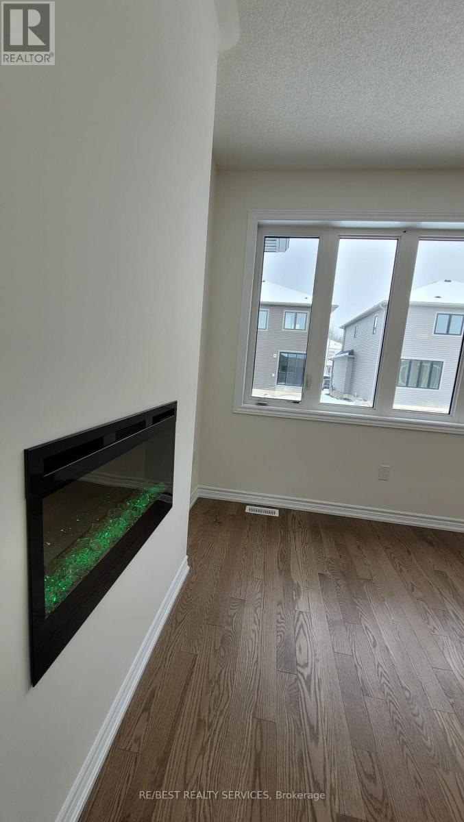 79 Sun Valley Avenue, Wasaga Beach, Ontario  L9Z 1J7 - Photo 7 - S12792746