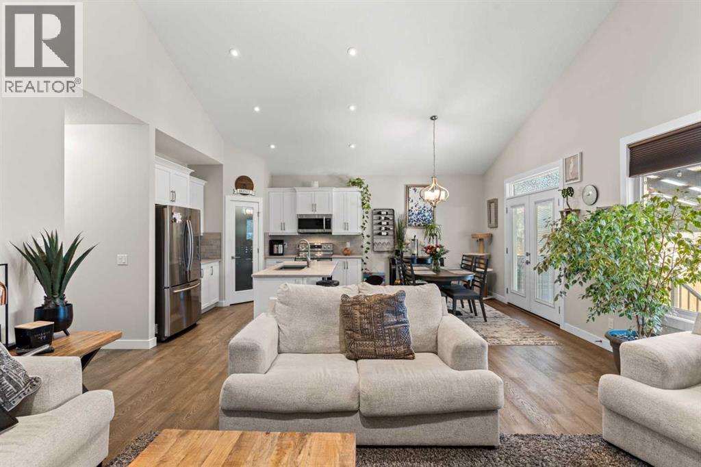 18 Drake Landing Street, Okotoks, Alberta  T1S 0P7 - Photo 8 - A2282904