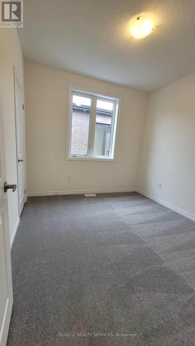 79 Sun Valley Avenue, Wasaga Beach, Ontario  L9Z 1J7 - Photo 18 - S12792746