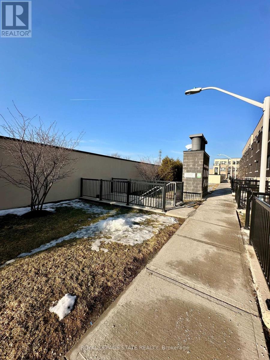 215 - 1137 Cooke Boulevard, Burlington, Ontario  L7T 0C3 - Photo 14 - W12865352