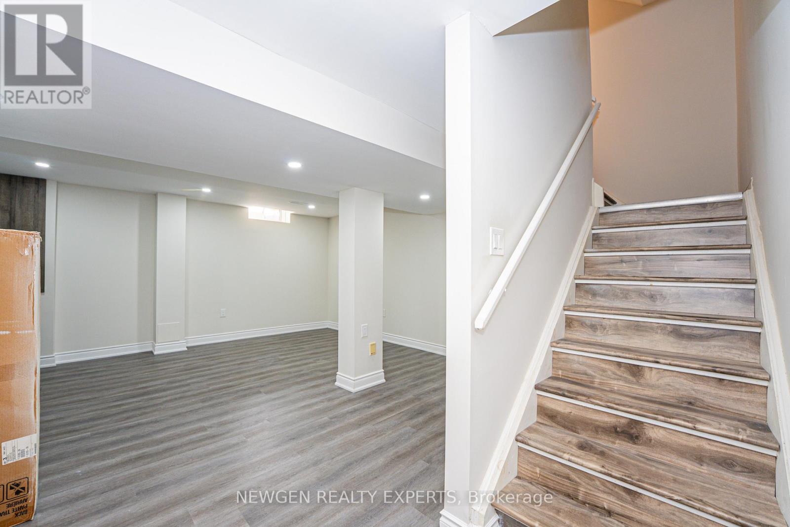 609 Yorkminster Crescent, Mississauga, Ontario  L5R 2A1 - Photo 32 - W12866374