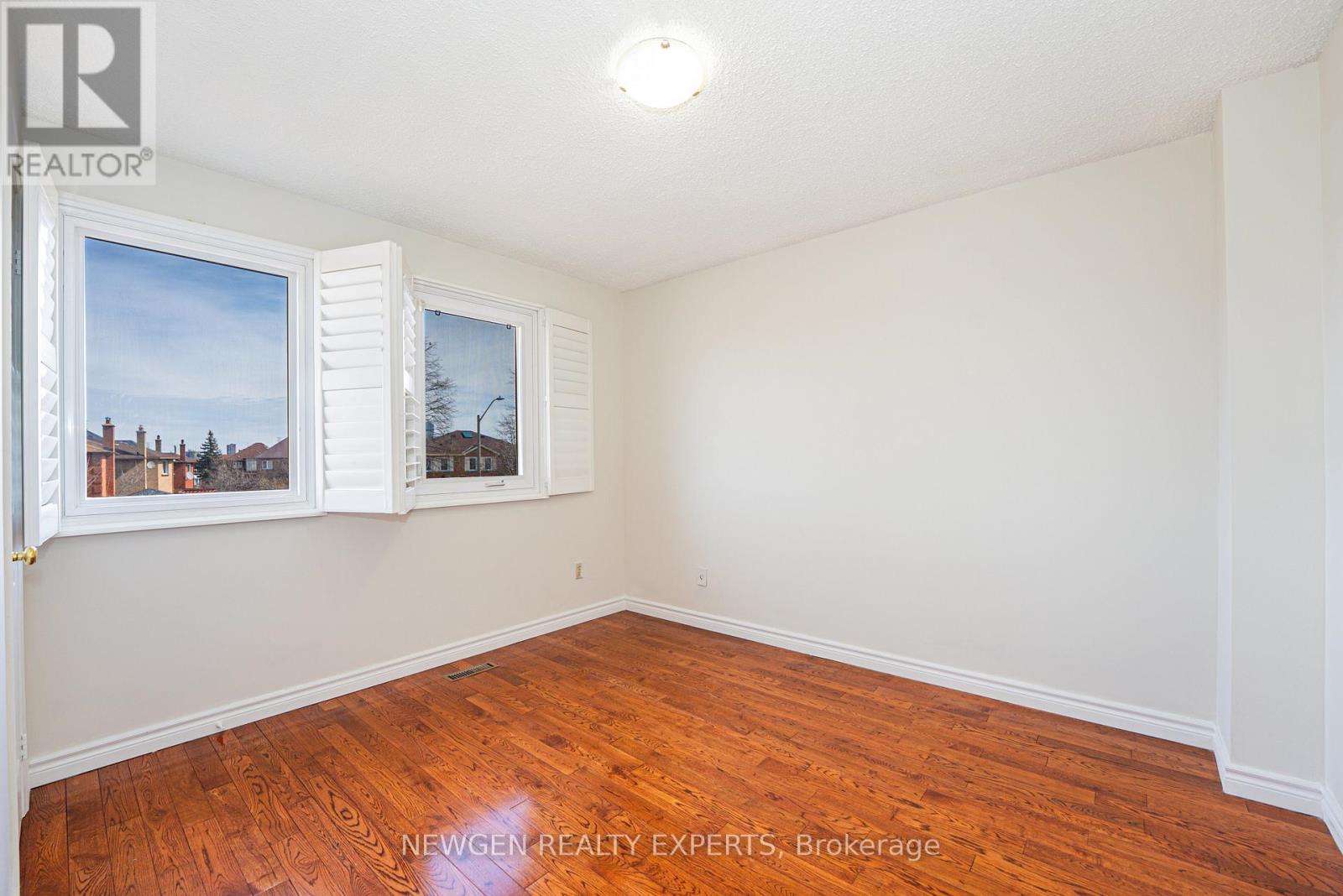 609 Yorkminster Crescent, Mississauga, Ontario  L5R 2A1 - Photo 29 - W12866374