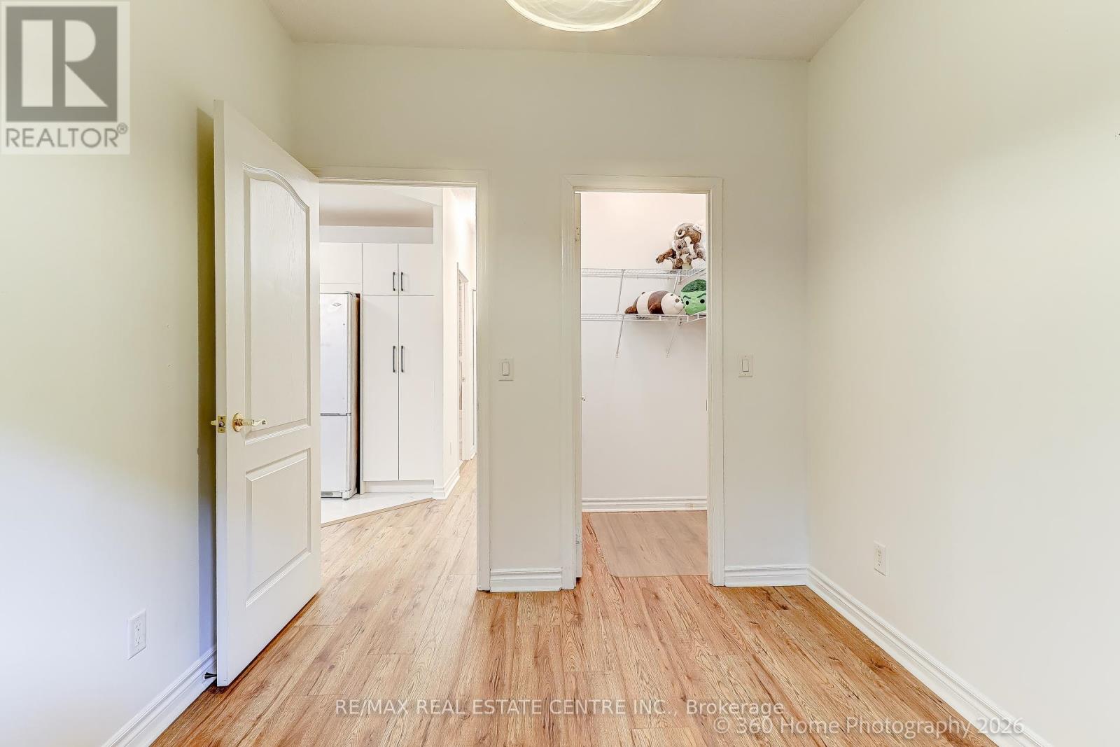 107 - 350 Princess Royal Drive, Mississauga, Ontario  L5B 4N1 - Photo 9 - W12865942