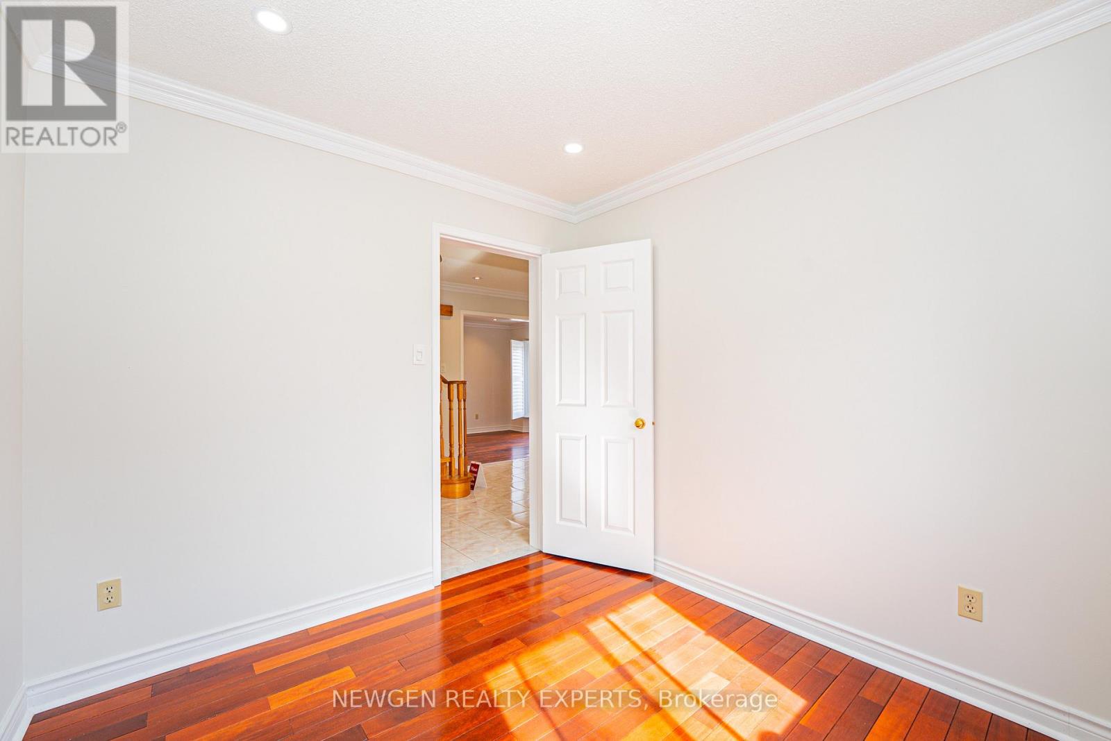 609 Yorkminster Crescent, Mississauga, Ontario  L5R 2A1 - Photo 15 - W12866374