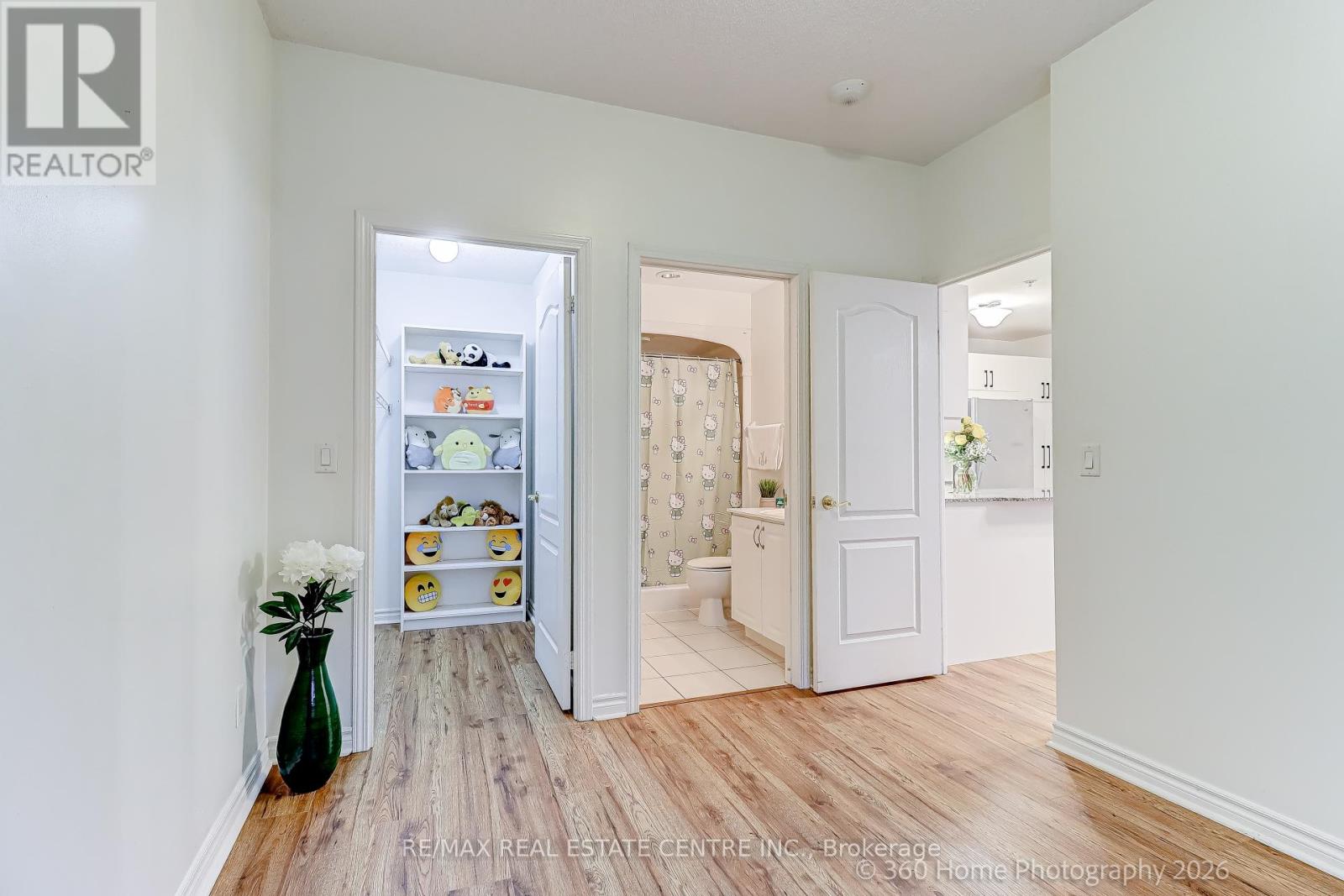 107 - 350 Princess Royal Drive, Mississauga, Ontario  L5B 4N1 - Photo 15 - W12865942