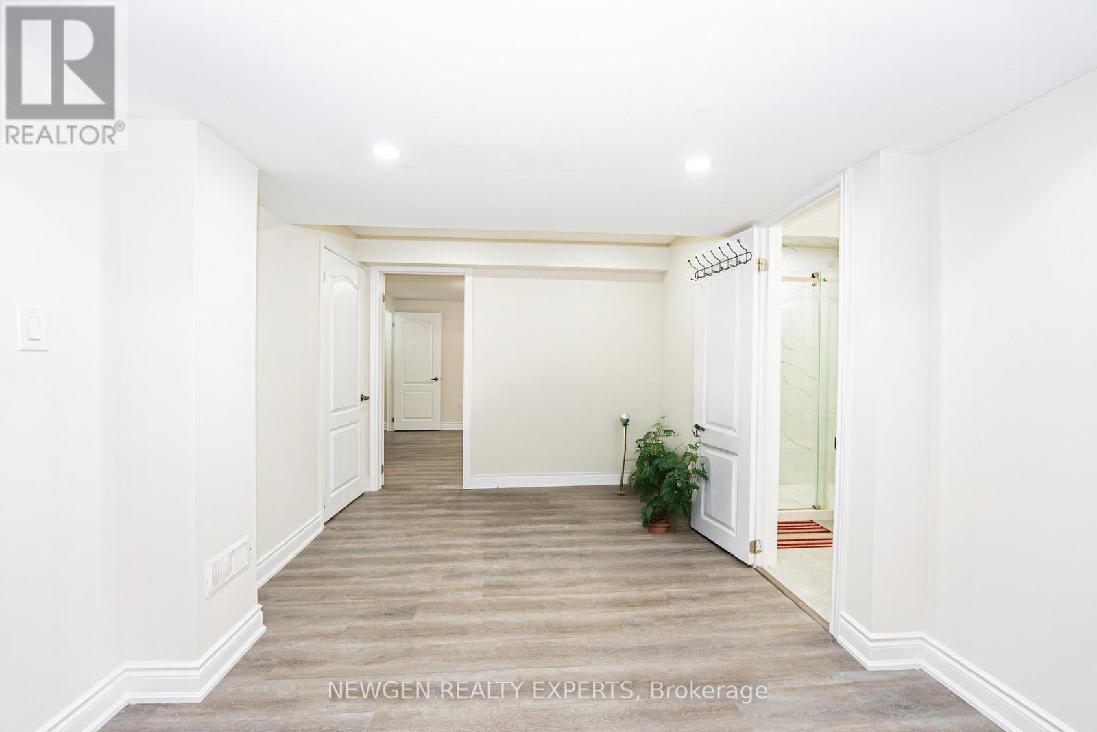 609 Yorkminster Crescent, Mississauga, Ontario  L5R 2A1 - Photo 38 - W12866374