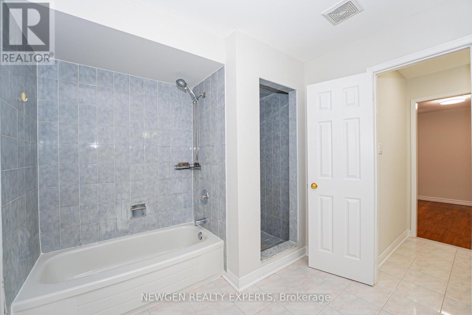 609 Yorkminster Crescent, Mississauga, Ontario  L5R 2A1 - Photo 24 - W12866374