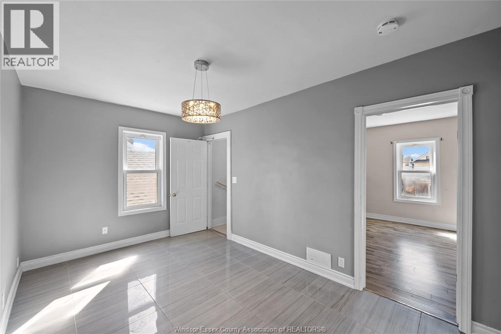 1154-56 Elm, Windsor, Ontario  N9A 5H9 - Photo 10 - 26005003