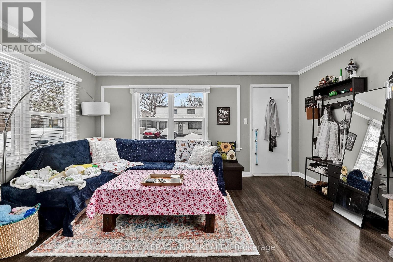 Lower - 243 Derby Road, Fort Erie, Ontario  L0S 1B0 - Photo 3 - X12866710