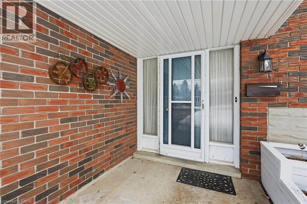 73 Brentwood Drive, Guelph, Ontario  N1H 5M8 - Photo 3 - 40810971