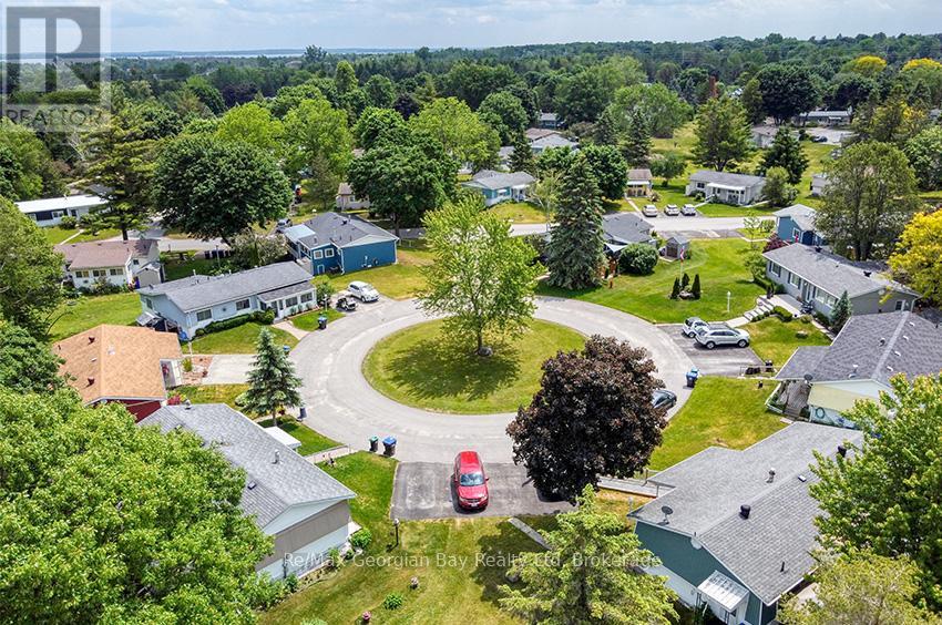 27 Mimosa Drive, Innisfil, Ontario  L9S 1P8 - Photo 24 - N12866706