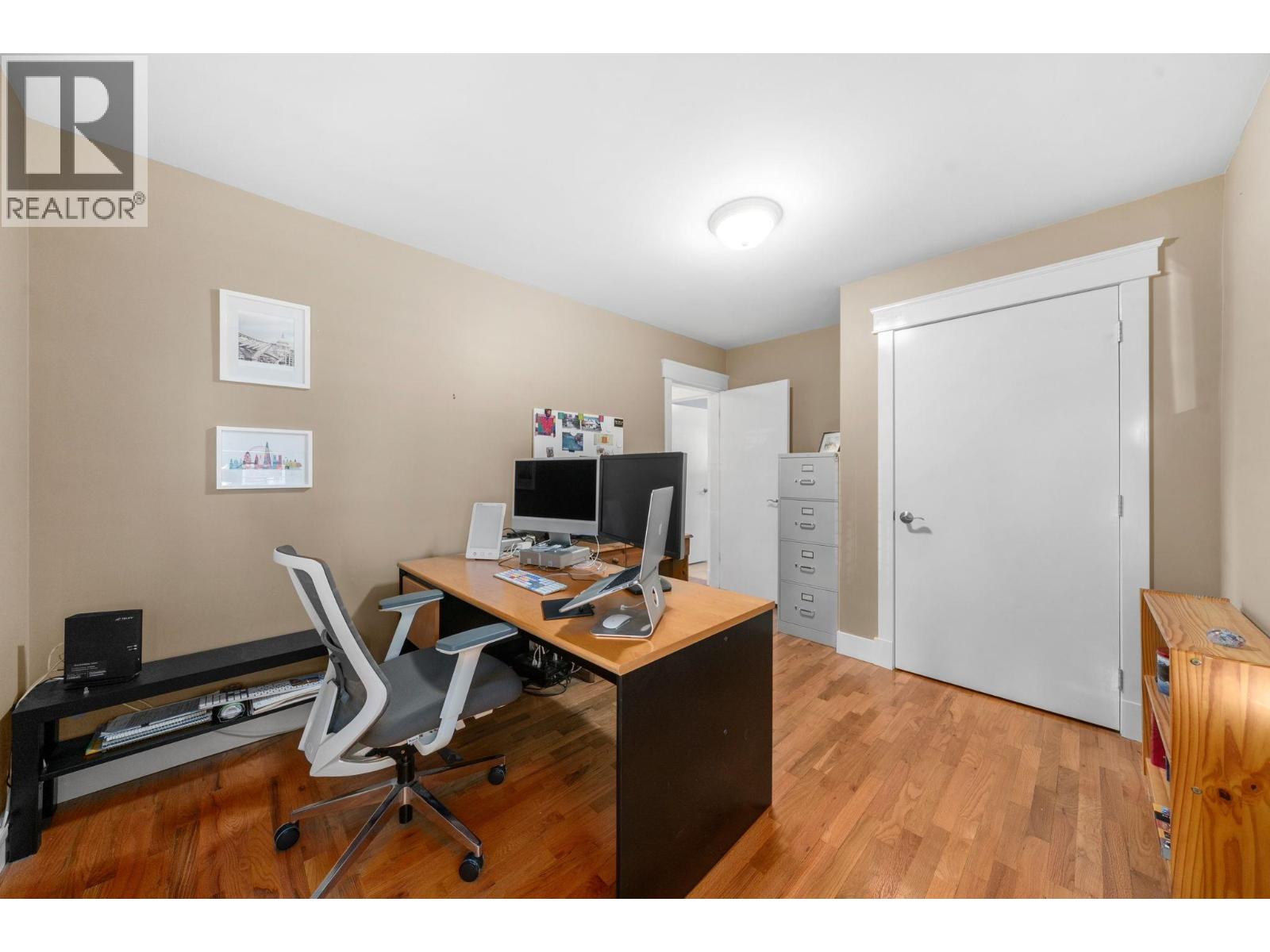 759 Winona Avenue, North Vancouver, British Columbia  V7R 2B2 - Photo 14 - R3098007