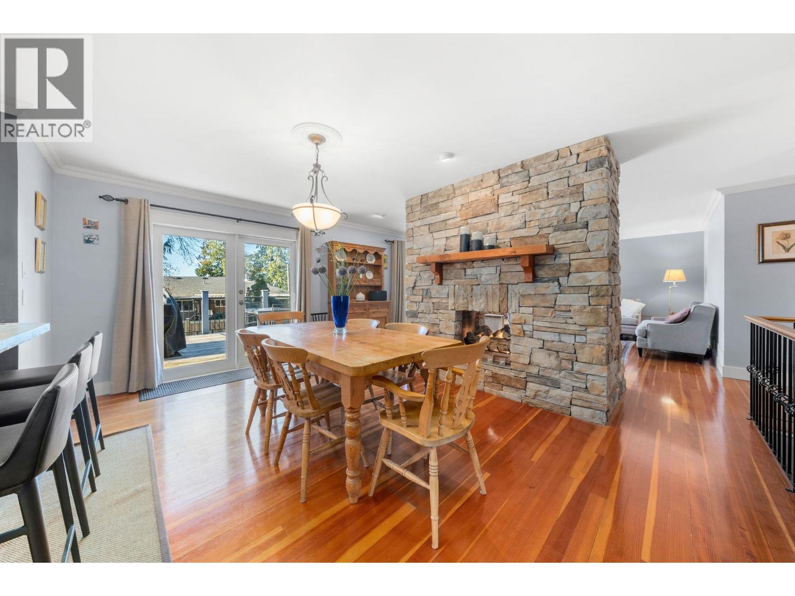 759 Winona Avenue, North Vancouver, British Columbia  V7R 2B2 - Photo 8 - R3098007