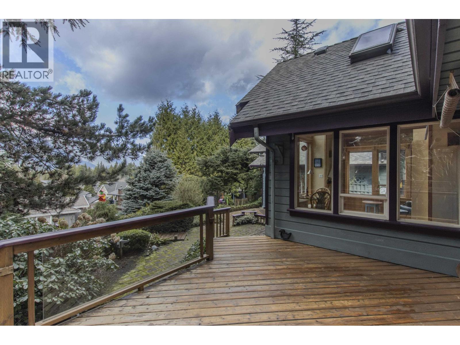 2317 Greenwood Way, Squamish, British Columbia  V0N 1T0 - Photo 9 - R3098020