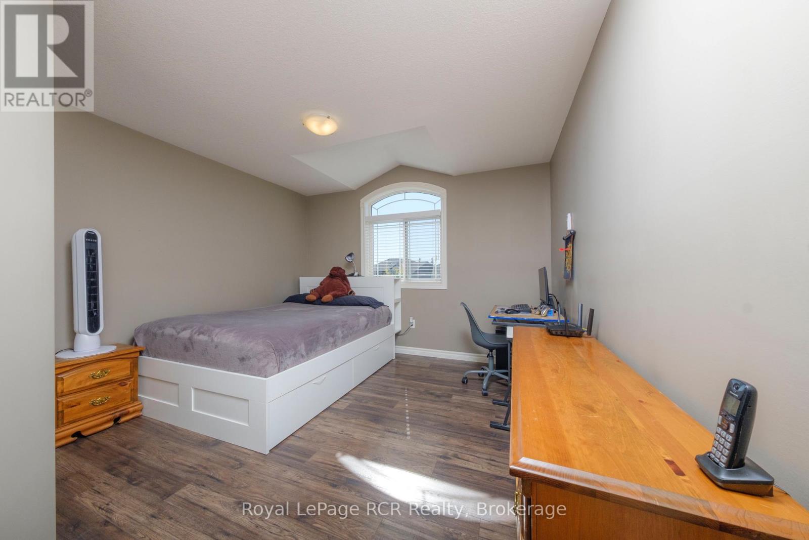 54 Lakefield Drive, Kincardine, Ontario  N2Z 0C9 - Photo 10 - X12866620