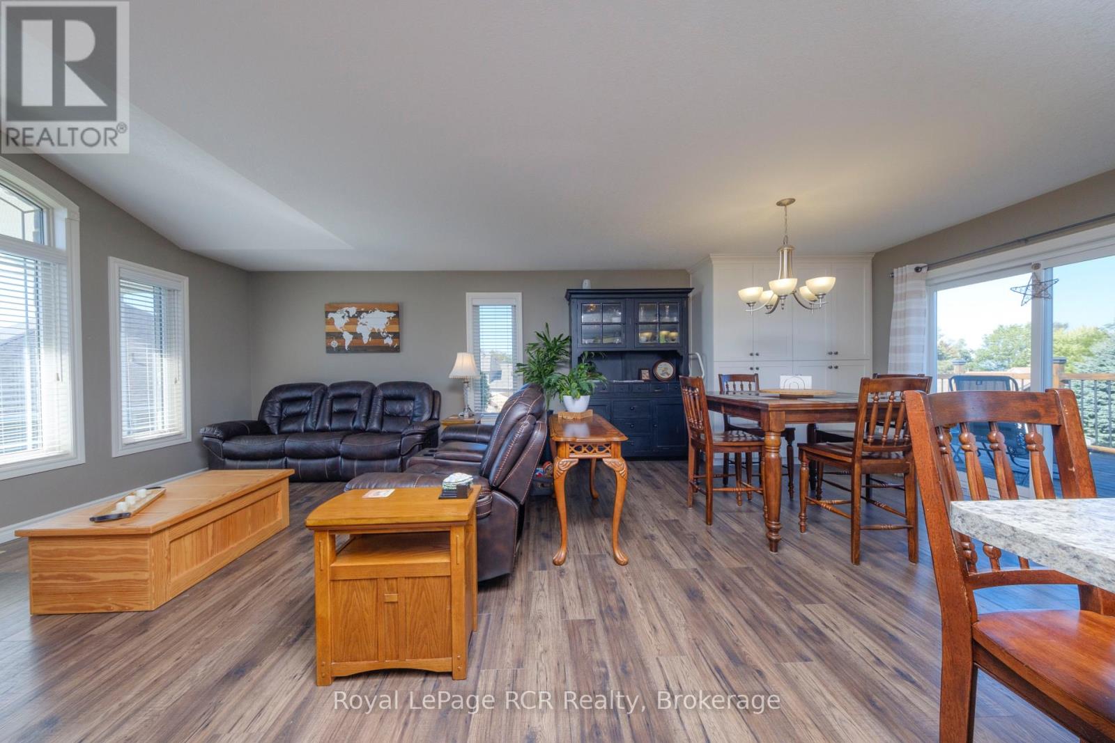 54 Lakefield Drive, Kincardine, Ontario  N2Z 0C9 - Photo 8 - X12866620