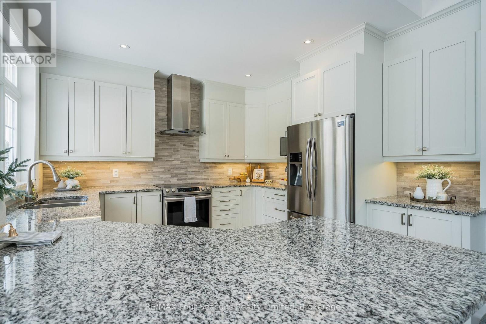 128 Timber Lane, Blue Mountains, Ontario  N0H 2P0 - Photo 33 - X12866662