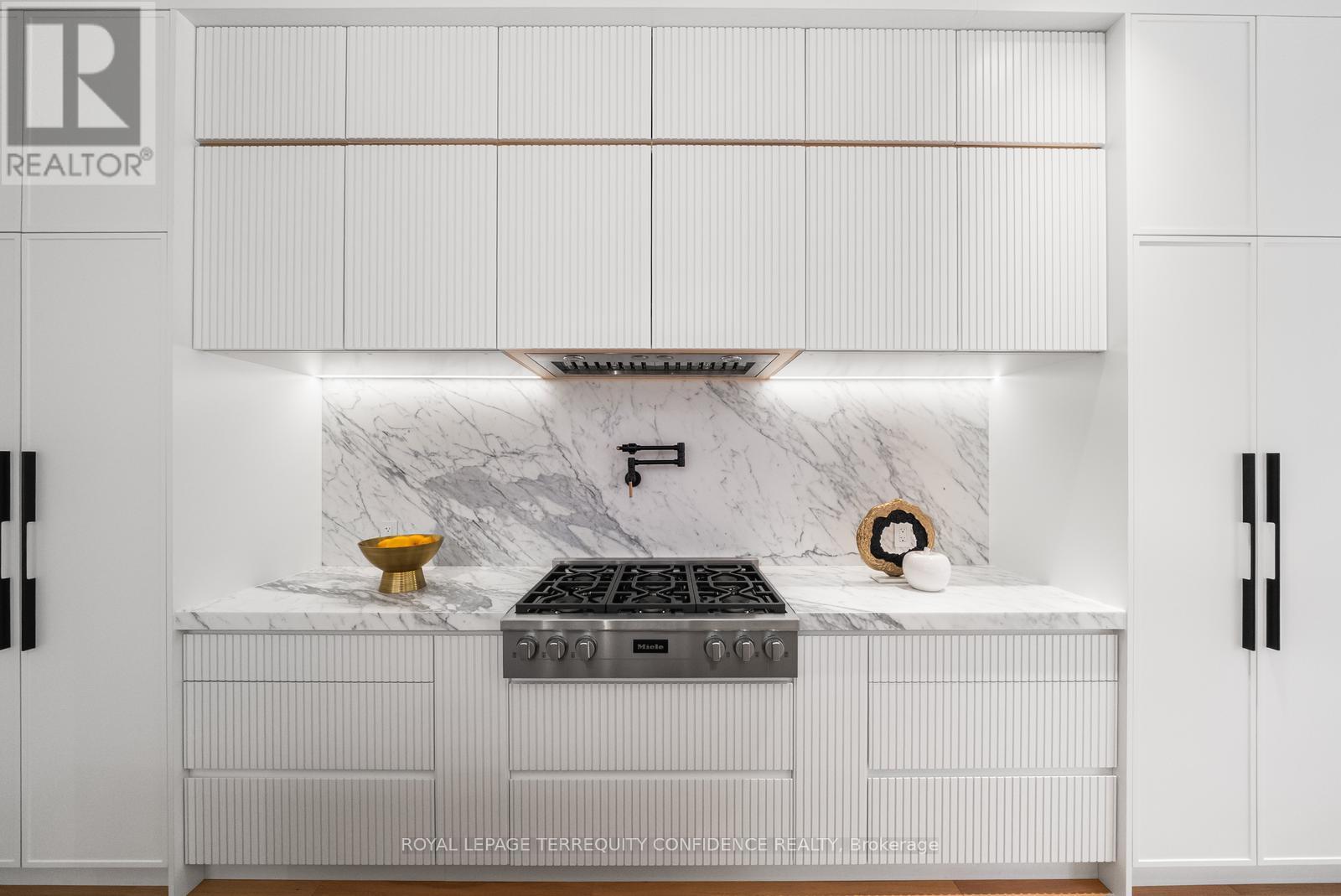 338a Horsham Avenue, Toronto, Ontario  M2R 1G6 - Photo 10 - C12866600