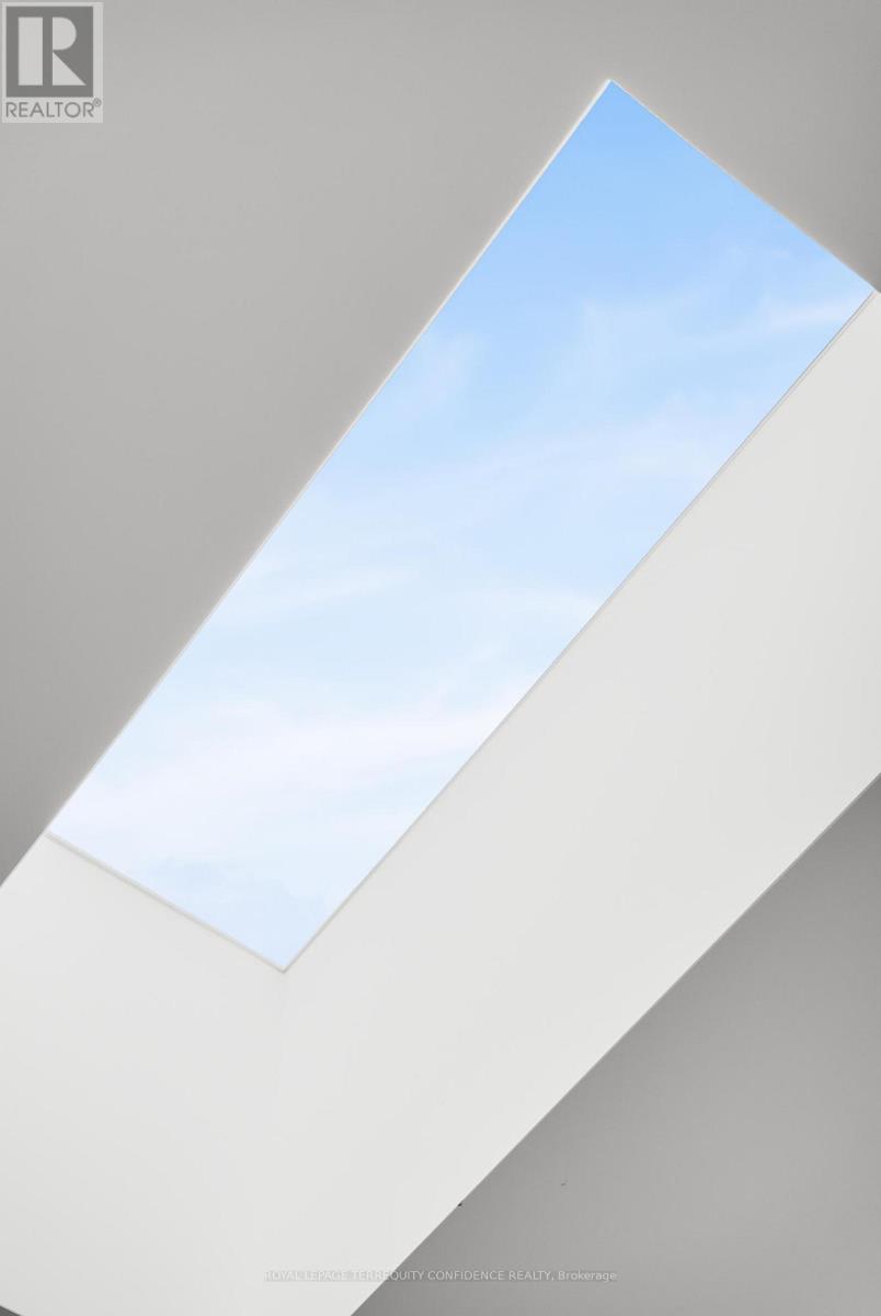 338a Horsham Avenue, Toronto, Ontario  M2R 1G6 - Photo 22 - C12866600