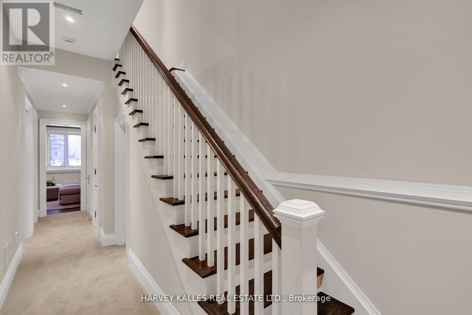 39 Gormley Avenue, Toronto, Ontario  M4V 1Y9 - Photo 39 - C12866604