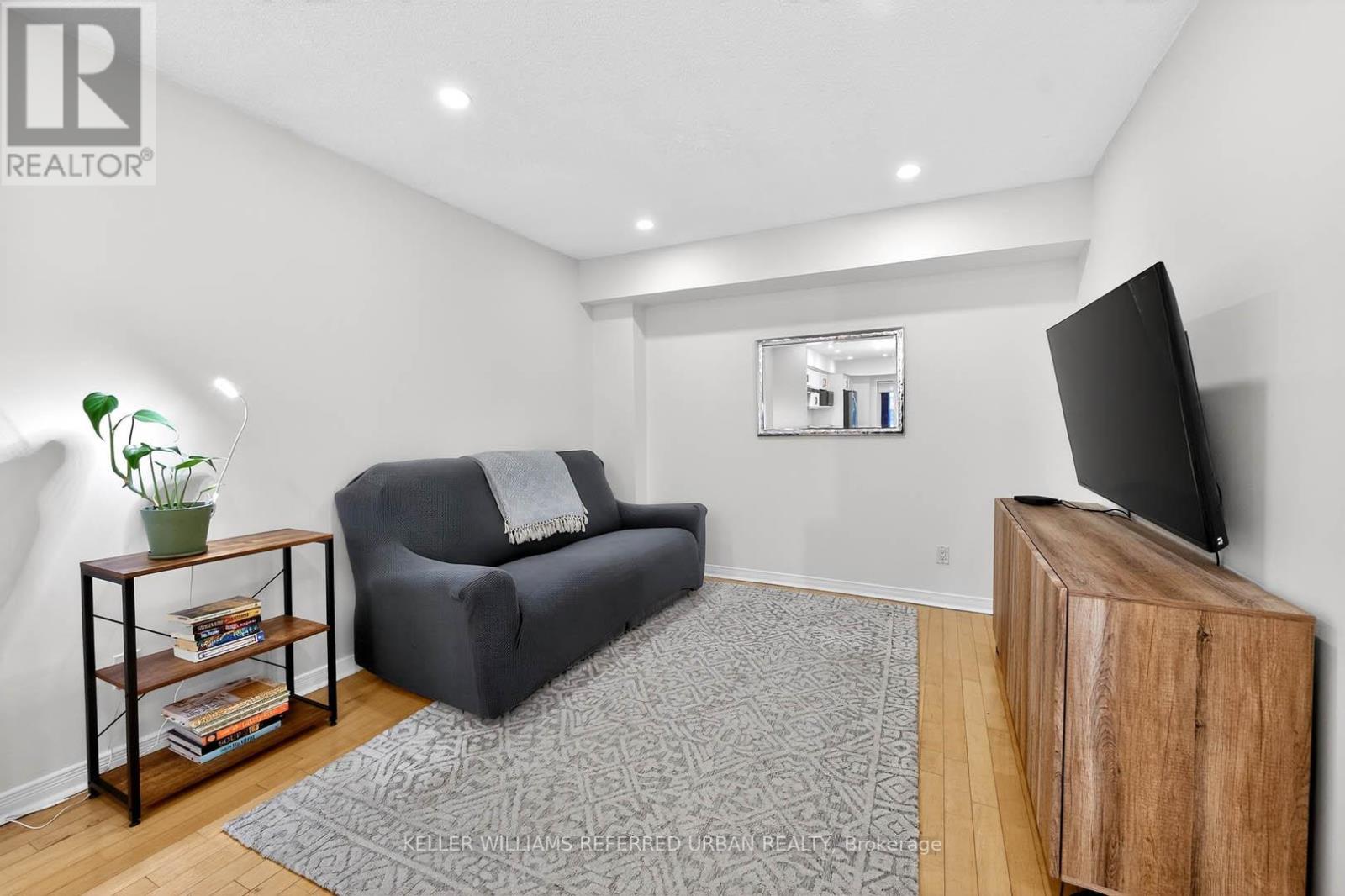 3203 - 12 Sudbury Street, Toronto, Ontario  M6J 3W7 - Photo 13 - C12866650