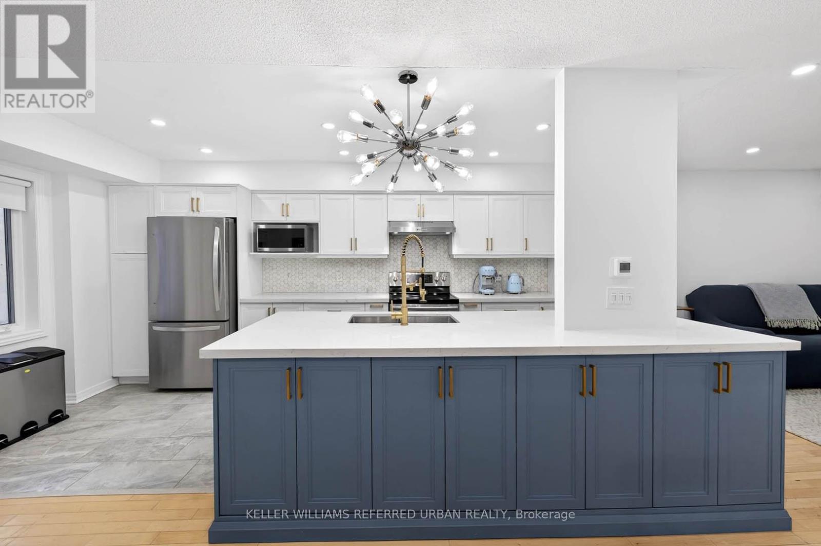 3203 - 12 Sudbury Street, Toronto, Ontario  M6J 3W7 - Photo 9 - C12866650