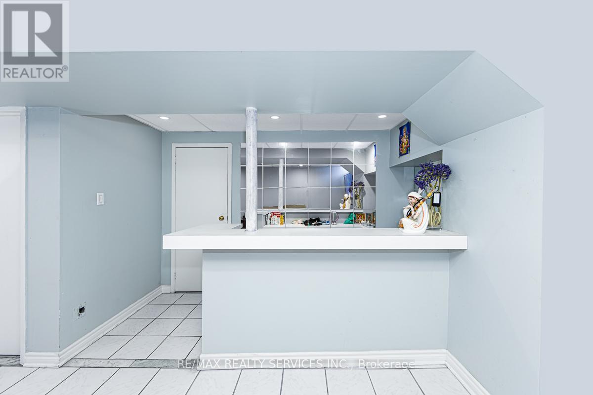 161 Hupfield Trail, Toronto, Ontario  M1B 4P7 - Photo 19 - E12866712