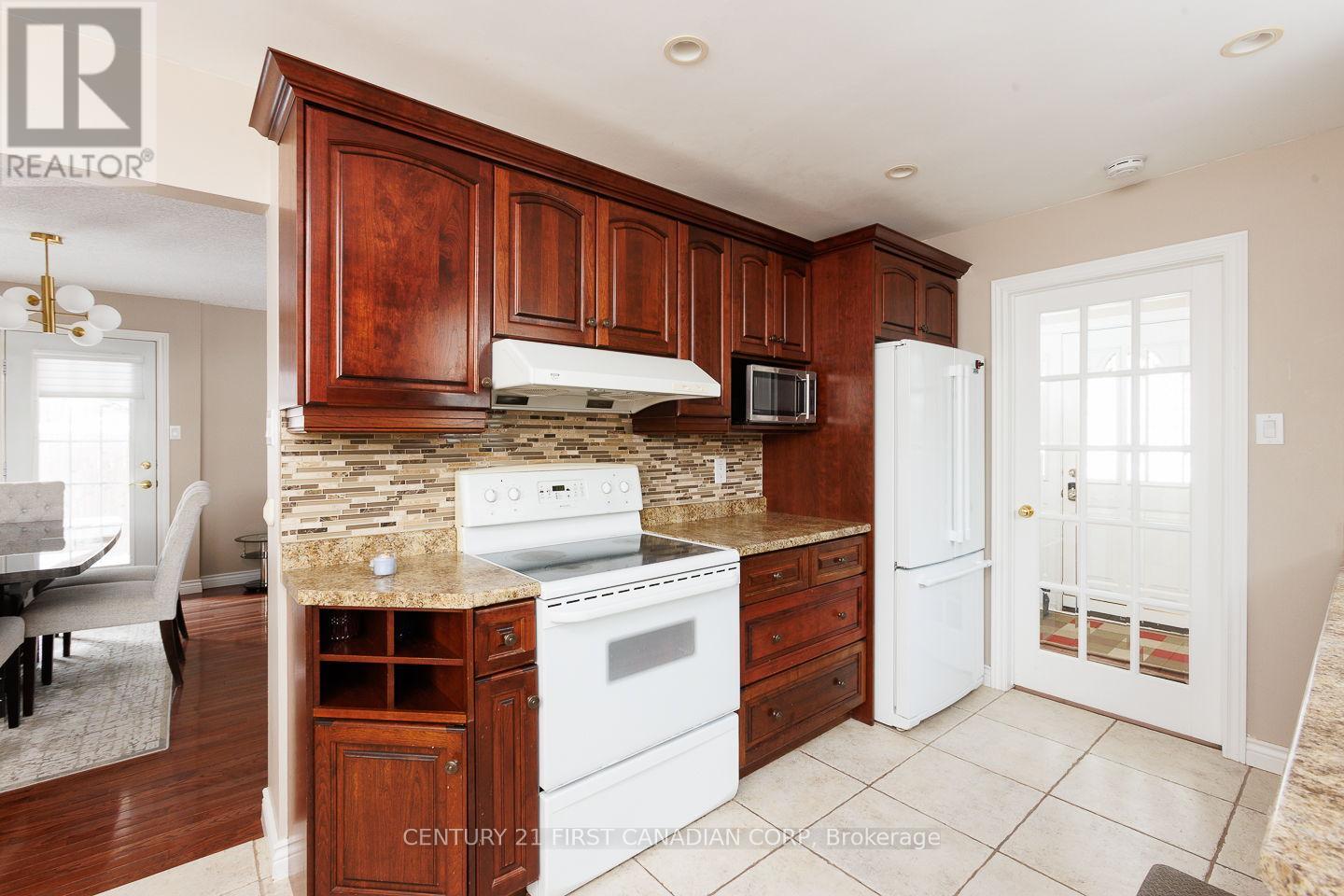 118 Rosamond Crescent, London South, Ontario  N6E 2M9 - Photo 14 - X12738502