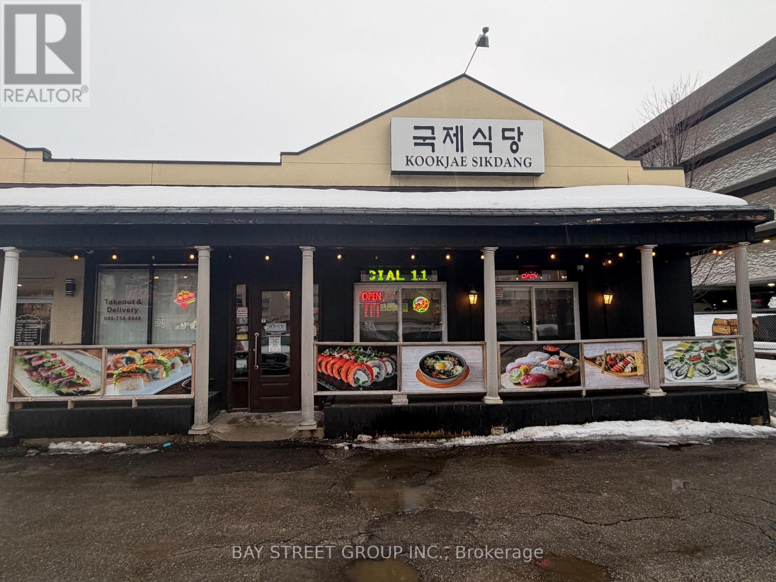 155 WELLINGTON STREET E, Aurora, Ontario