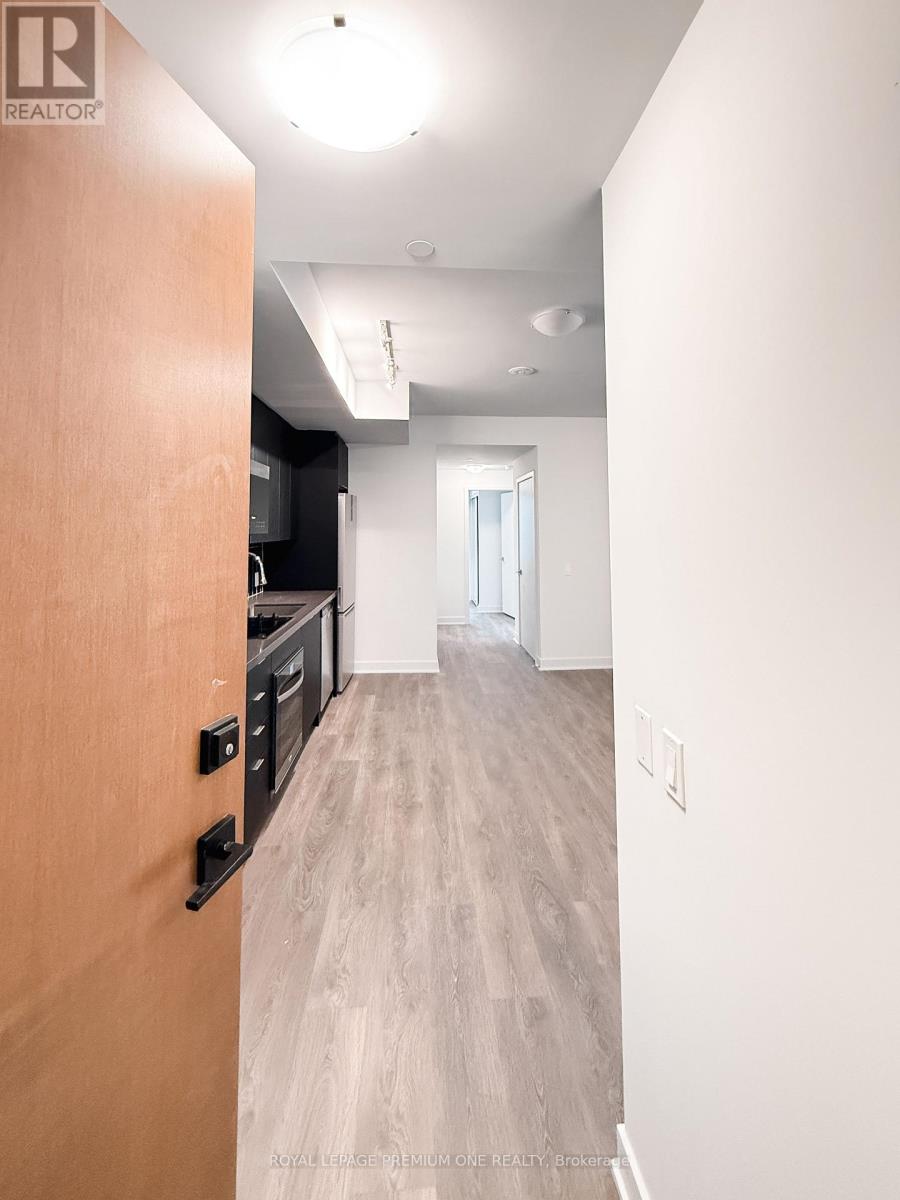 2404 - 2920 HIGHWAY 7, vaughan (concord), Ontario