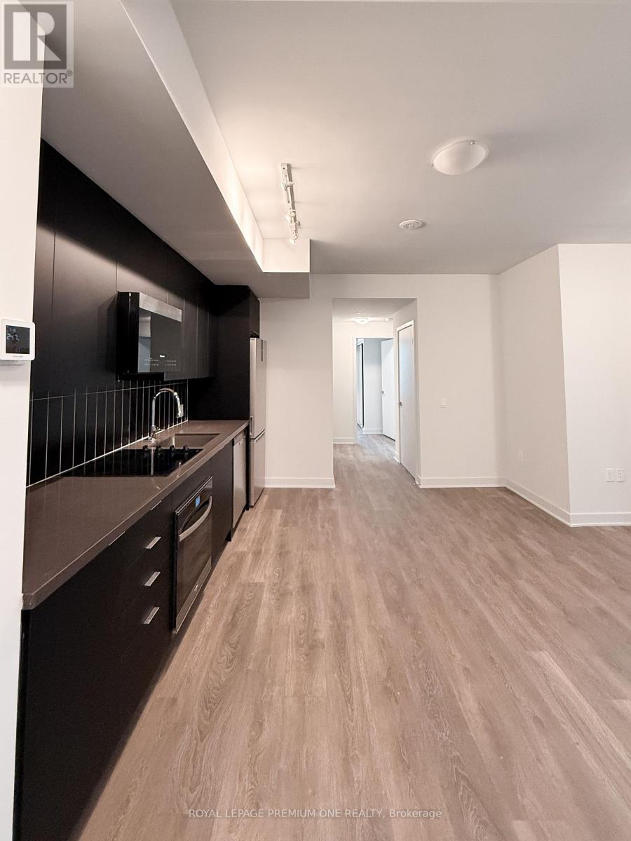 2404 - 2920 Highway 7, Vaughan (Concord), Ontario  L4K 0P4 - Photo 3 - N12866588