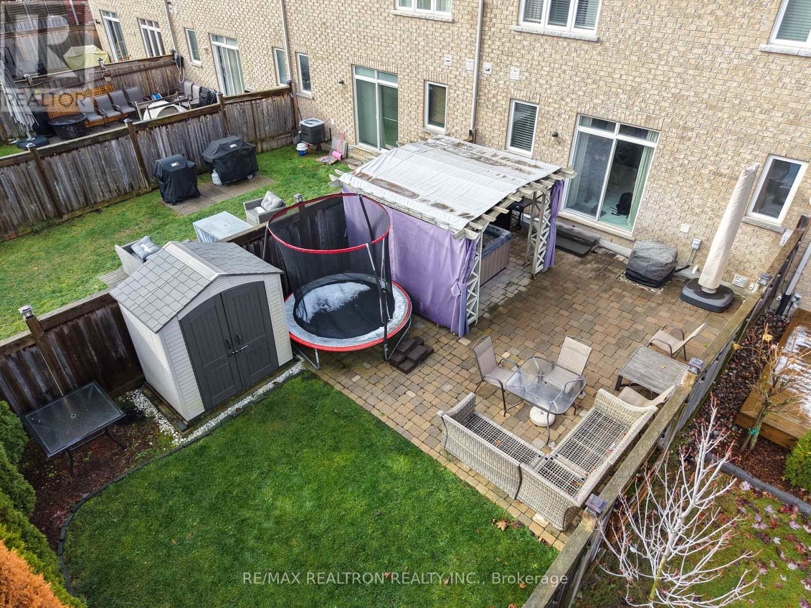 13 Arthur Case Crescent, East Gwillimbury, Ontario  L0G 1M0 - Photo 17 - N12866642