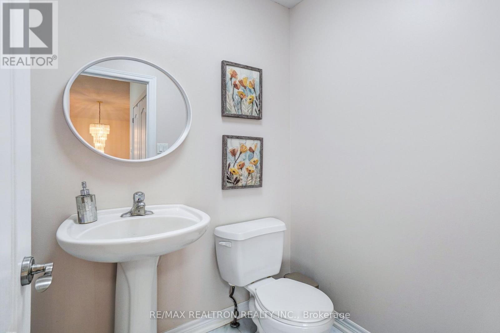 13 Arthur Case Crescent, East Gwillimbury, Ontario  L0G 1M0 - Photo 23 - N12866642