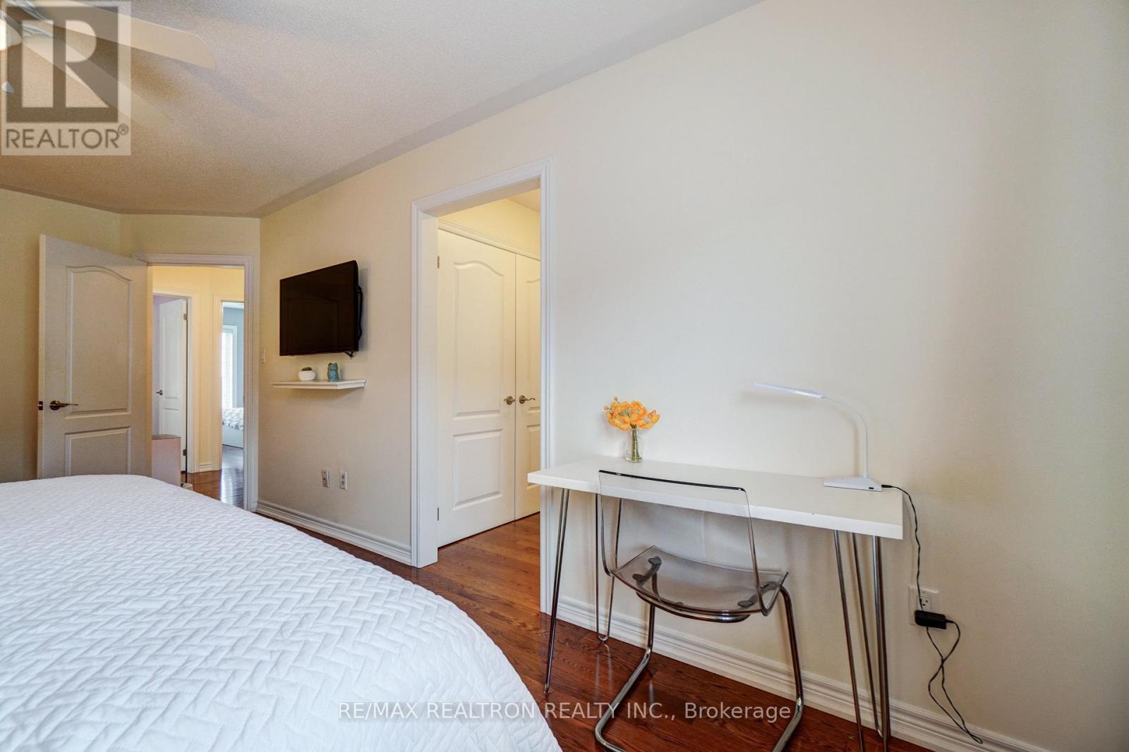 13 Arthur Case Crescent, East Gwillimbury, Ontario  L0G 1M0 - Photo 29 - N12866642