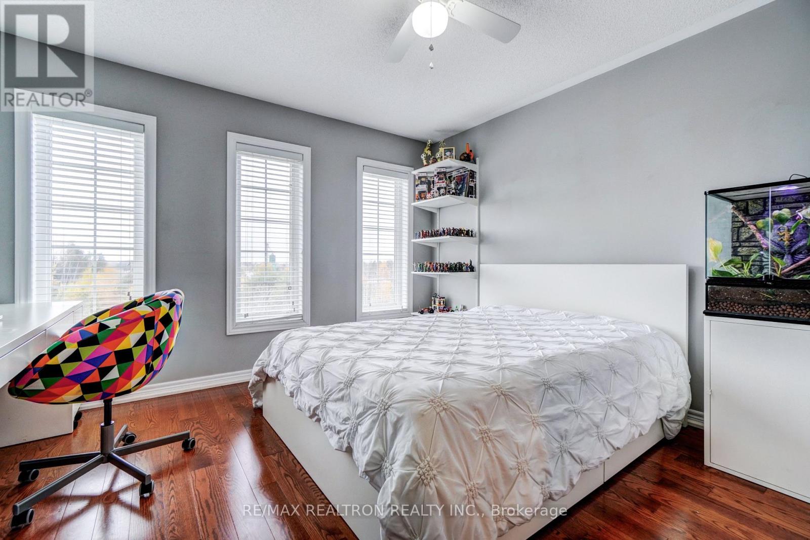 13 Arthur Case Crescent, East Gwillimbury, Ontario  L0G 1M0 - Photo 32 - N12866642