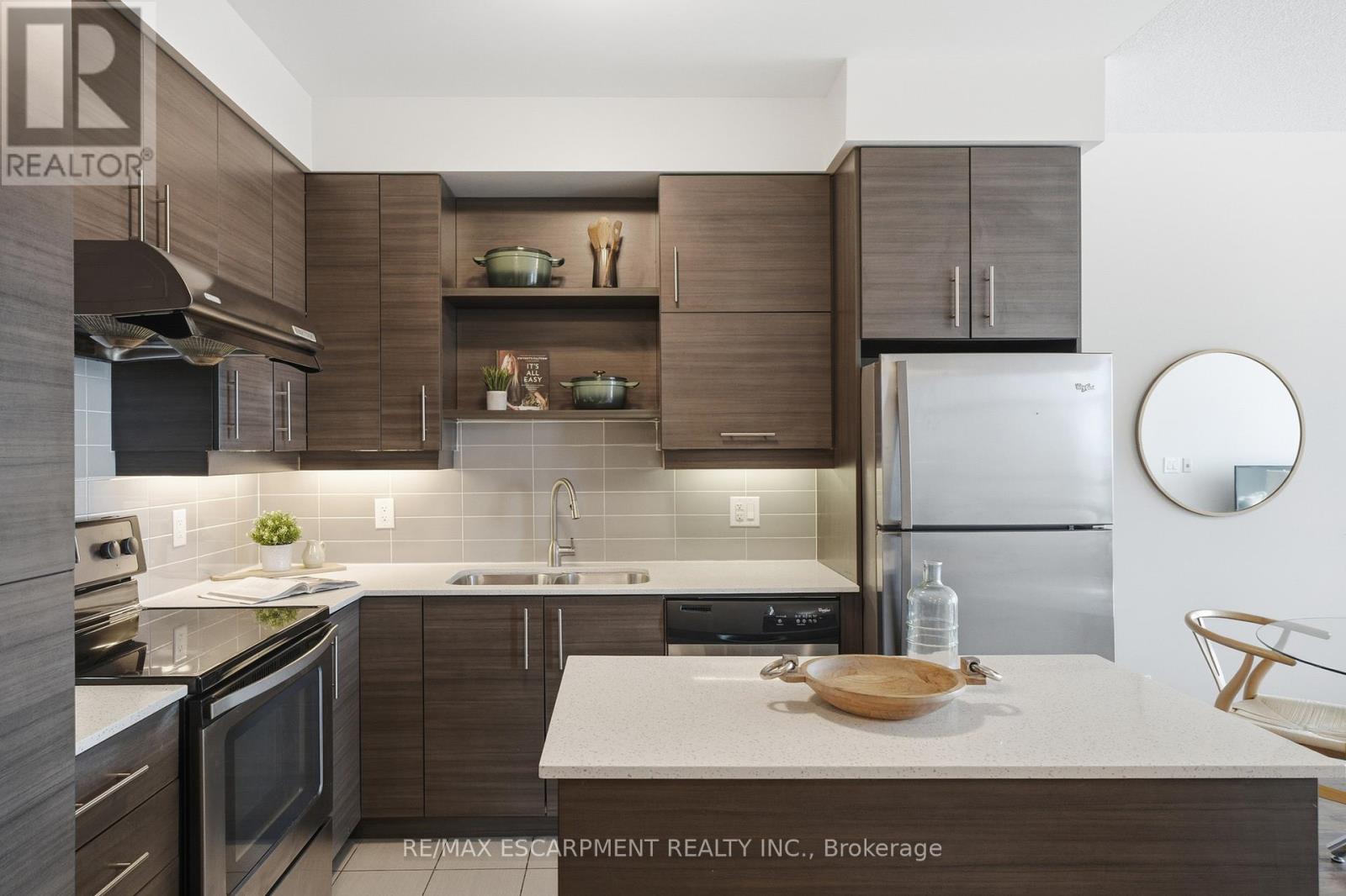 1210 - 277 South Park Road, Markham, Ontario  L3T 0B7 - Photo 10 - N12866658