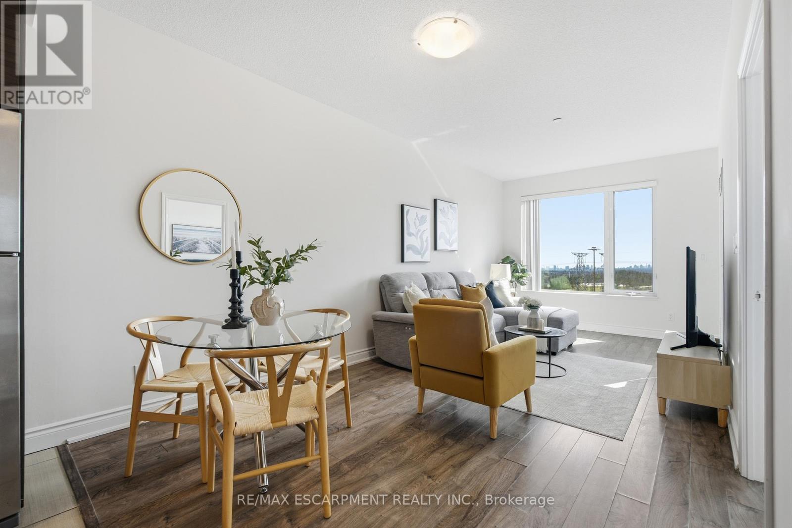 1210 - 277 South Park Road, Markham, Ontario  L3T 0B7 - Photo 14 - N12866658