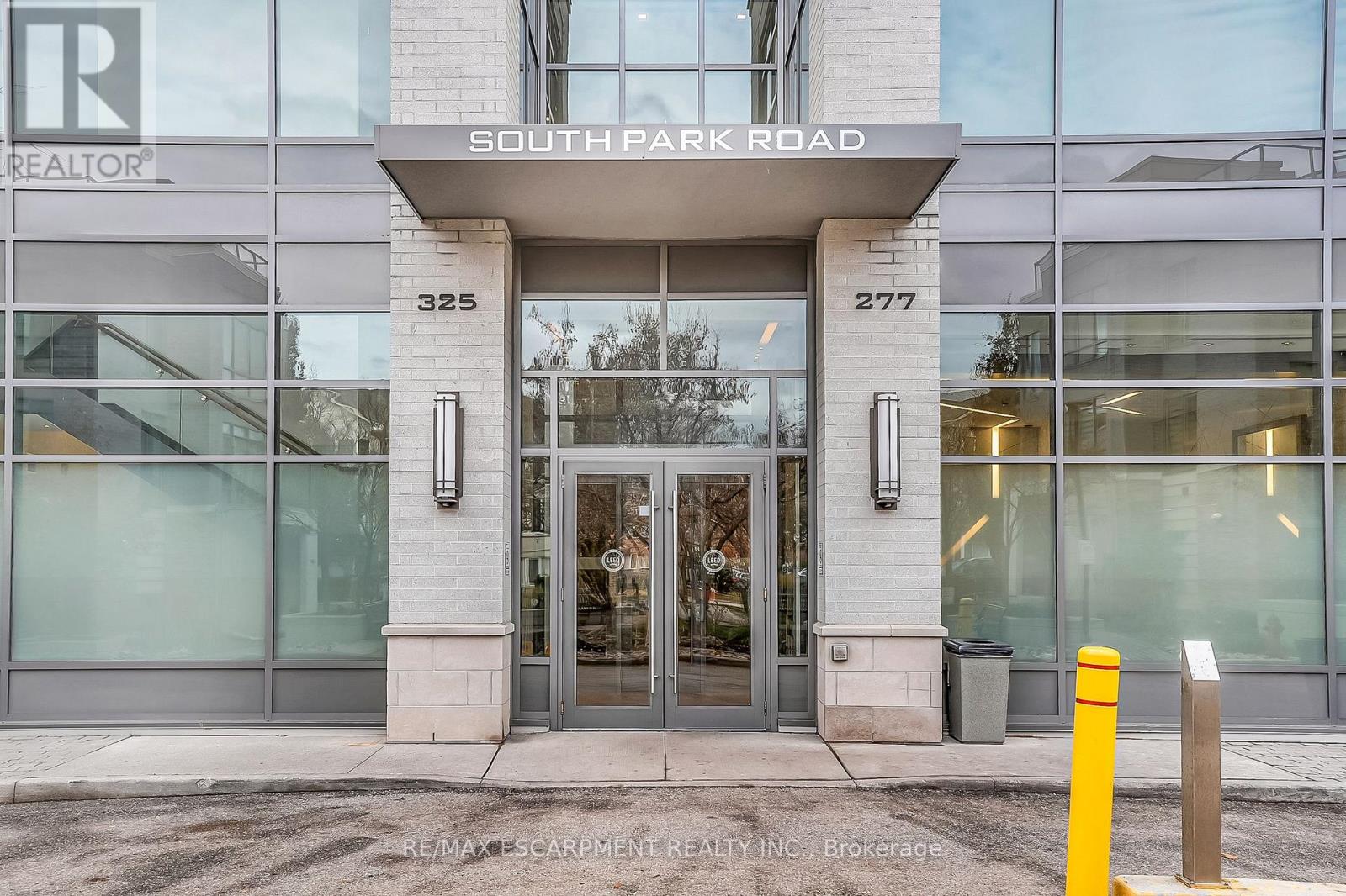 1210 - 277 South Park Road, Markham, Ontario  L3T 0B7 - Photo 2 - N12866658