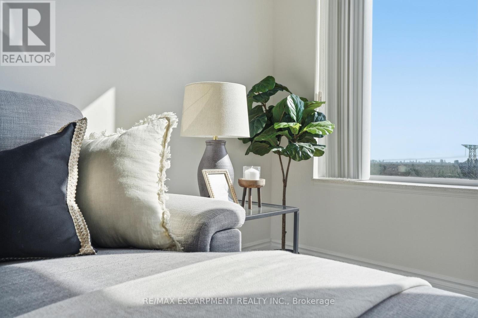 1210 - 277 South Park Road, Markham, Ontario  L3T 0B7 - Photo 21 - N12866658